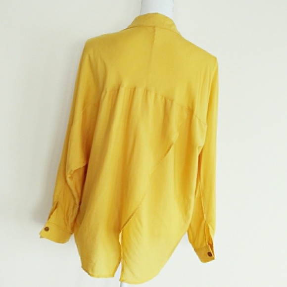 High Low Split Back Button Tie Up Tunic - Picture 4 of 7